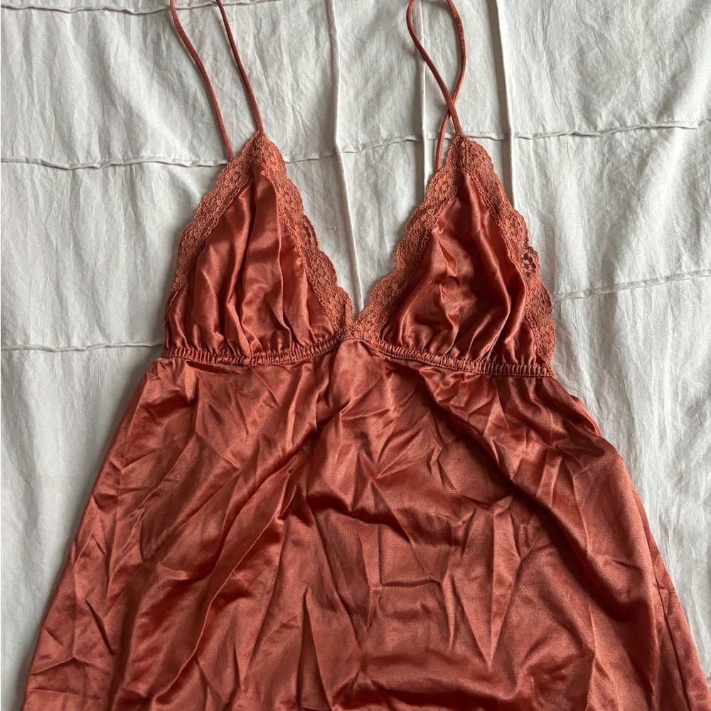 Elegant Lace Trim Satin Chemise - Rust
